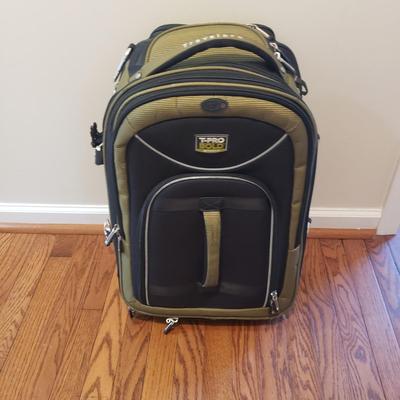 Travel Pro Bold Rolling Suitcase, Luggage Racks & Organizers (HB-KD)