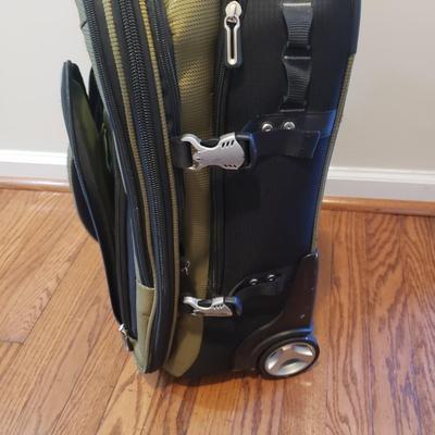 Travel Pro Bold Rolling Suitcase, Luggage Racks & Organizers (HB-KD)