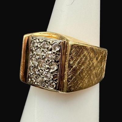 Sale Photo Thumbnail #254: **WIRE TRANSFER IS REQUIRED IF SHIPPED.** [7.96g] This vintage piece features 13 brilliant cut diamonds set in a white gold filigree background. Ring size is 4.75. **ALL PRECIOUS METALS SALES ARE FINAL. NO REFUNDS WILL BE GIVEN FOR ANY REASON.** [KB]