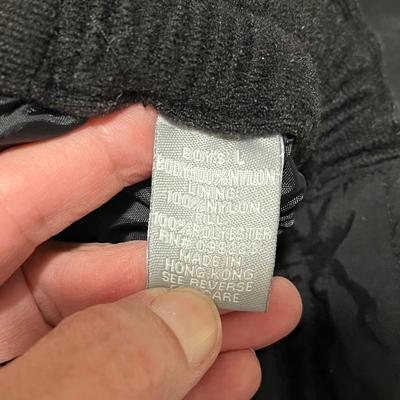 Women’s Ski Clothes and Boots (HC-BC)