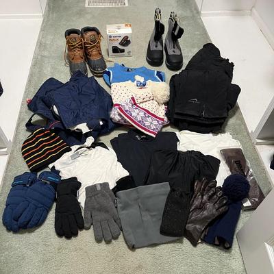 Women’s Ski Clothes and Boots (HC-BC)