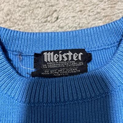 Women’s Ski Clothes and Boots (HC-BC)