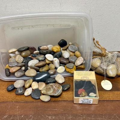 Sale Photo Thumbnail #272: Lot of polished rocks: bag of River Rocks, box of river rocks, small package of polished