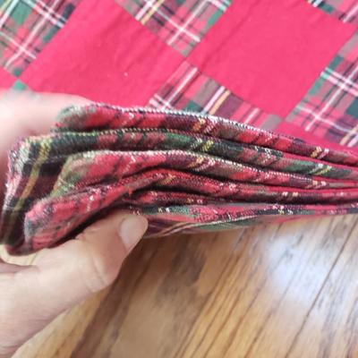 Vintage Linens & Napkins, Placemats & More (D-KD)