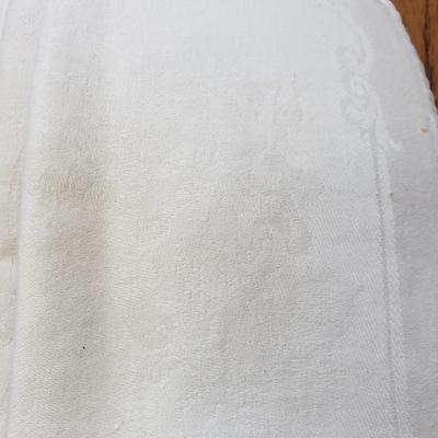 Vintage Linens & Napkins, Placemats & More (D-KD)