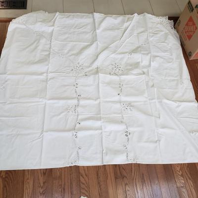 Vintage Linens & Napkins, Placemats & More (D-KD)