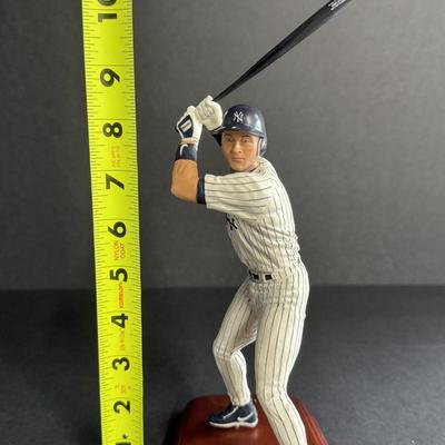 Danbury Mint Derek Jeter Figurine