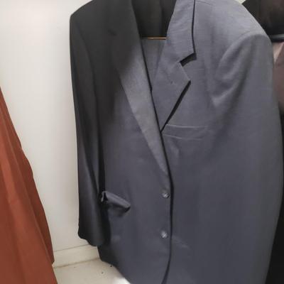 Men's Suit Coats & Pants-40"x30" (HC-KD)