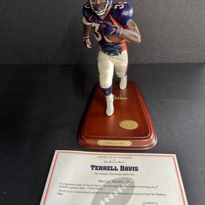 Danbury Mint Terrell Davis Figurine
