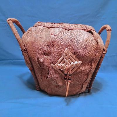 Sale Photo Thumbnail #25: approx. 13" diameter (16" wide including handles) x 12" H