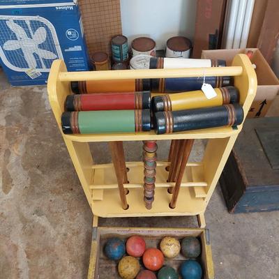 Sale Photo Thumbnail #125: A unique crokay set. In a nice vintage rack