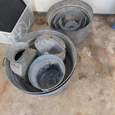 Sale Photo Thumbnail #126: A great lot of different sizes  buckets. The could be pot metal not aluminum. Can be used for so many things