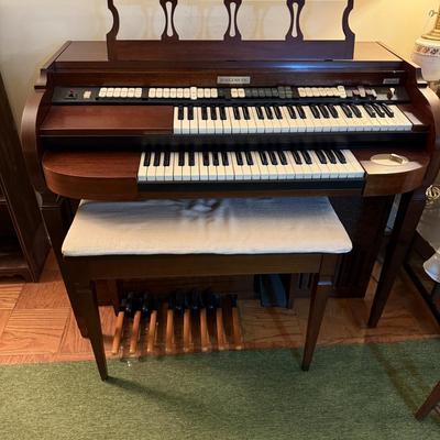 Sale Photo Thumbnail #61: Works