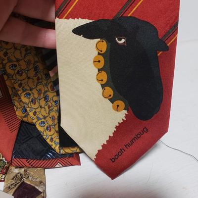 24 Museum Collection Ties and More (HC-KD)