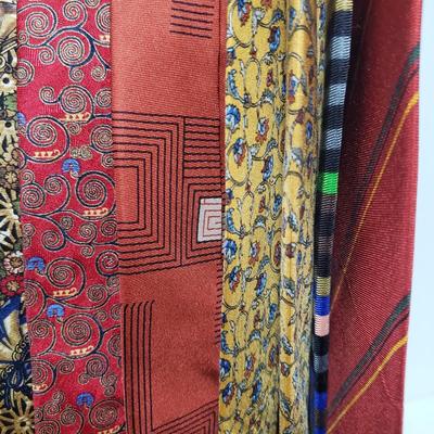 24 Museum Collection Ties and More (HC-KD)