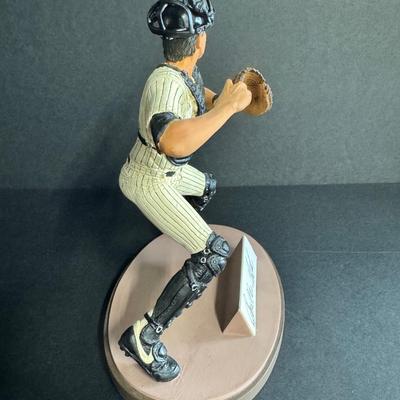 Carlton Fisk Autographed Figurine 521/1972