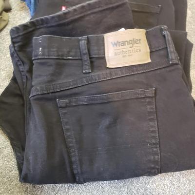 Men's Wrangler, Levi, Bass Pants and Shorts-36"+ (GB-KD)
