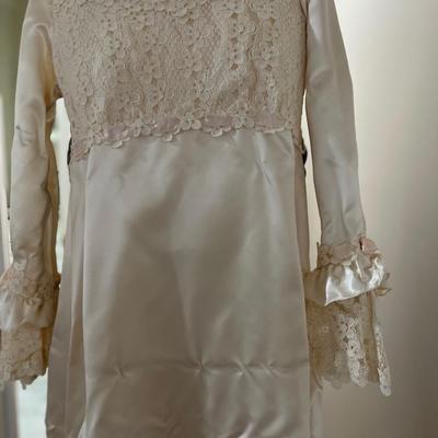 Vintage Satin and Lace Wedding Dress and Veil (HC-BC)
