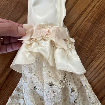 Vintage Satin and Lace Wedding Dress and Veil (HC-BC)