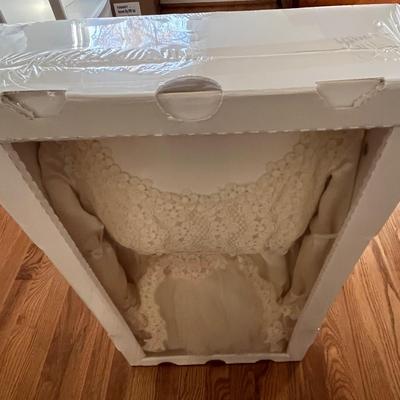 Vintage Satin and Lace Wedding Dress and Veil (HC-BC)