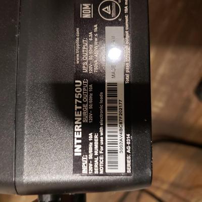 Dell OptiPlex 3020. ViewSonic Monitor, Logitech Keyboard/Mouse, Surge Protector (BLR-KD)