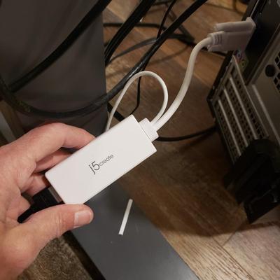 Dell OptiPlex 3020. ViewSonic Monitor, Logitech Keyboard/Mouse, Surge Protector (BLR-KD)