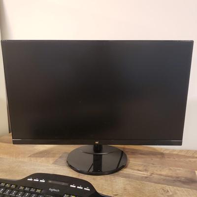 Dell OptiPlex 3020. ViewSonic Monitor, Logitech Keyboard/Mouse, Surge Protector (BLR-KD)