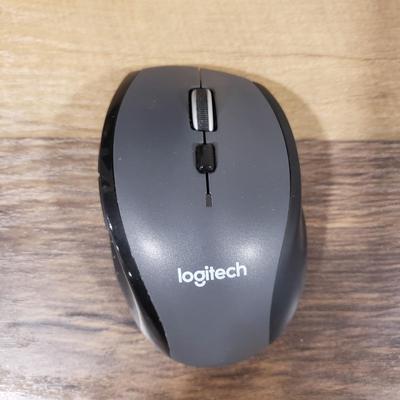 Dell OptiPlex 3020. ViewSonic Monitor, Logitech Keyboard/Mouse, Surge Protector (BLR-KD)