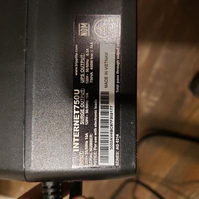 Dell OptiPlex 3020. ViewSonic Monitor, Logitech Keyboard/Mouse, Surge Protector (BLR-KD)