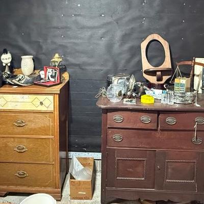 Sale Photo Thumbnail #160: Middle garage:
Buffet, dresser, butcher block table top only, chair, mirror, books, lamp, hairdryer, glassware, rolling trashcan, Electrolux parts, etc