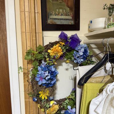 Sale Photo Thumbnail #190: Curtains, vacuum, step stool, towels, spring decor, baskets