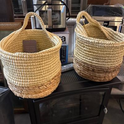 Sale Photo Thumbnail #52: Pricing is decided by the Auctioneer during the sale on Facebook Live*