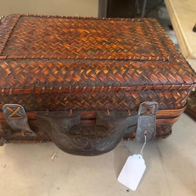 Sale Photo Thumbnail #63: Pricing is decided by the Auctioneer during our FB Live sale