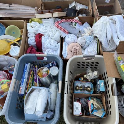 Sale Photo Thumbnail #288: Pans, linens, Tupperware, frames, light fixtures, toys, paper goods, bakeware, new lamp shades, new oak bathroom towel racks & more