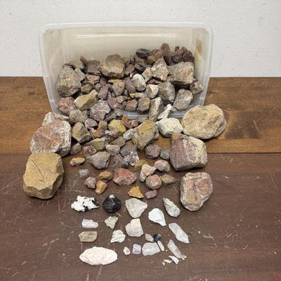 Sale Photo Thumbnail #304: See photos for what's included in the lot.