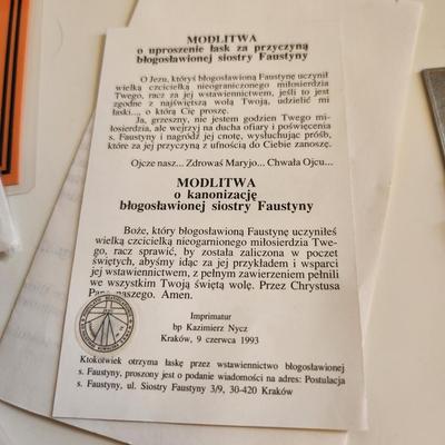 Sale Photo Thumbnail #221: This auction lot is for a gathering of Religious Relics, Beads, Medal & Prayer Cards.  This grouping includes "touched-to" relics of St. Jude, St. Theresa, St. Francis of Assissi and St. Faustina.  Also included is a St. Theresa Chaplet of Beads and a med