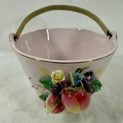 Sale Photo Thumbnail #86: In very good previously owned condition with original sticker attached.