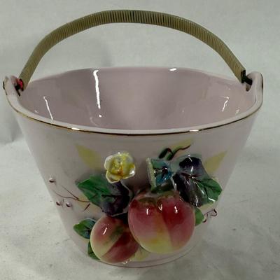 Sale Photo Thumbnail #85: In very good previously owned condition with original sticker attached.