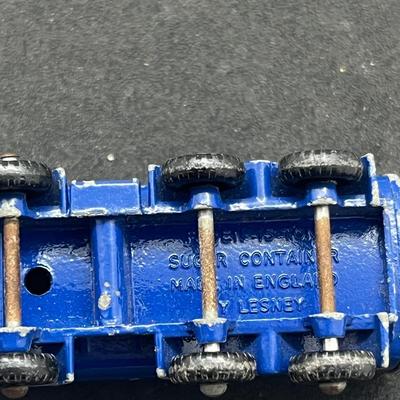 LOT 88: Vintage Lesney Matchbox Vehicles - Snow Trac, Sugar Container, Alvis Stalwart and Ford Heavy Wreck Truck