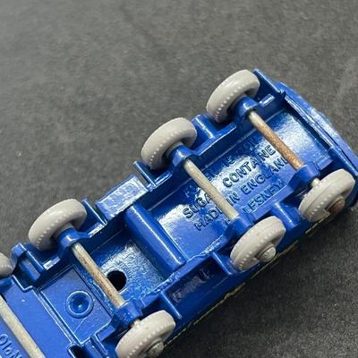 LOT 88: Vintage Lesney Matchbox Vehicles - Snow Trac, Sugar Container, Alvis Stalwart and Ford Heavy Wreck Truck