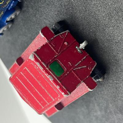 LOT 88: Vintage Lesney Matchbox Vehicles - Snow Trac, Sugar Container, Alvis Stalwart and Ford Heavy Wreck Truck