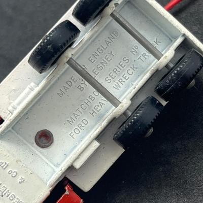 LOT 88: Vintage Lesney Matchbox Vehicles - Snow Trac, Sugar Container, Alvis Stalwart and Ford Heavy Wreck Truck