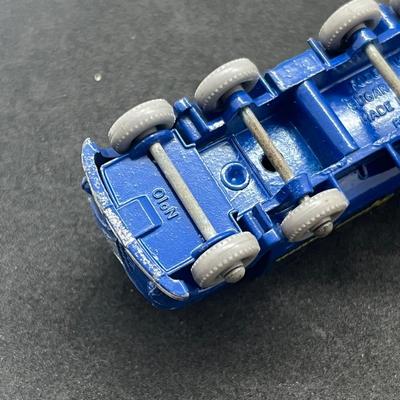 LOT 88: Vintage Lesney Matchbox Vehicles - Snow Trac, Sugar Container, Alvis Stalwart and Ford Heavy Wreck Truck