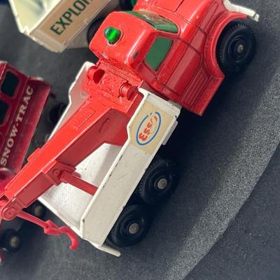 LOT 88: Vintage Lesney Matchbox Vehicles - Snow Trac, Sugar Container, Alvis Stalwart and Ford Heavy Wreck Truck