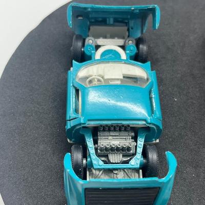 LOT 89: Vintage Solido Toy Cars - Lamborghini P400 Miuras