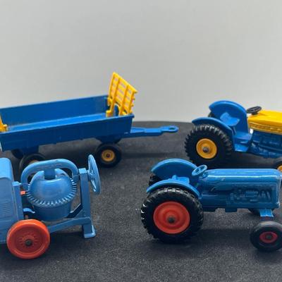 LOT 90: Vintage Lesney Matchbox Vehicles - Ford Tractor, Hay Trailer and More