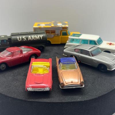 LOT 91: Vintage Husky Toy Vehicles - Sunbeam Alpine, Ford Camper, Guy Warrior Tanker, Ferrari Berlinetta, Ford Thunderbird and More