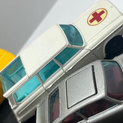 LOT 91: Vintage Husky Toy Vehicles - Sunbeam Alpine, Ford Camper, Guy Warrior Tanker, Ferrari Berlinetta, Ford Thunderbird and More