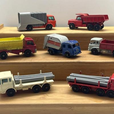 LOT 95: Vintage Lesney Matchbox Vehicles - Refuse Truck, Dumper Truck, Grit Spreading Truck, Tippax Refuse Collector and More