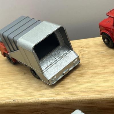 LOT 95: Vintage Lesney Matchbox Vehicles - Refuse Truck, Dumper Truck, Grit Spreading Truck, Tippax Refuse Collector and More